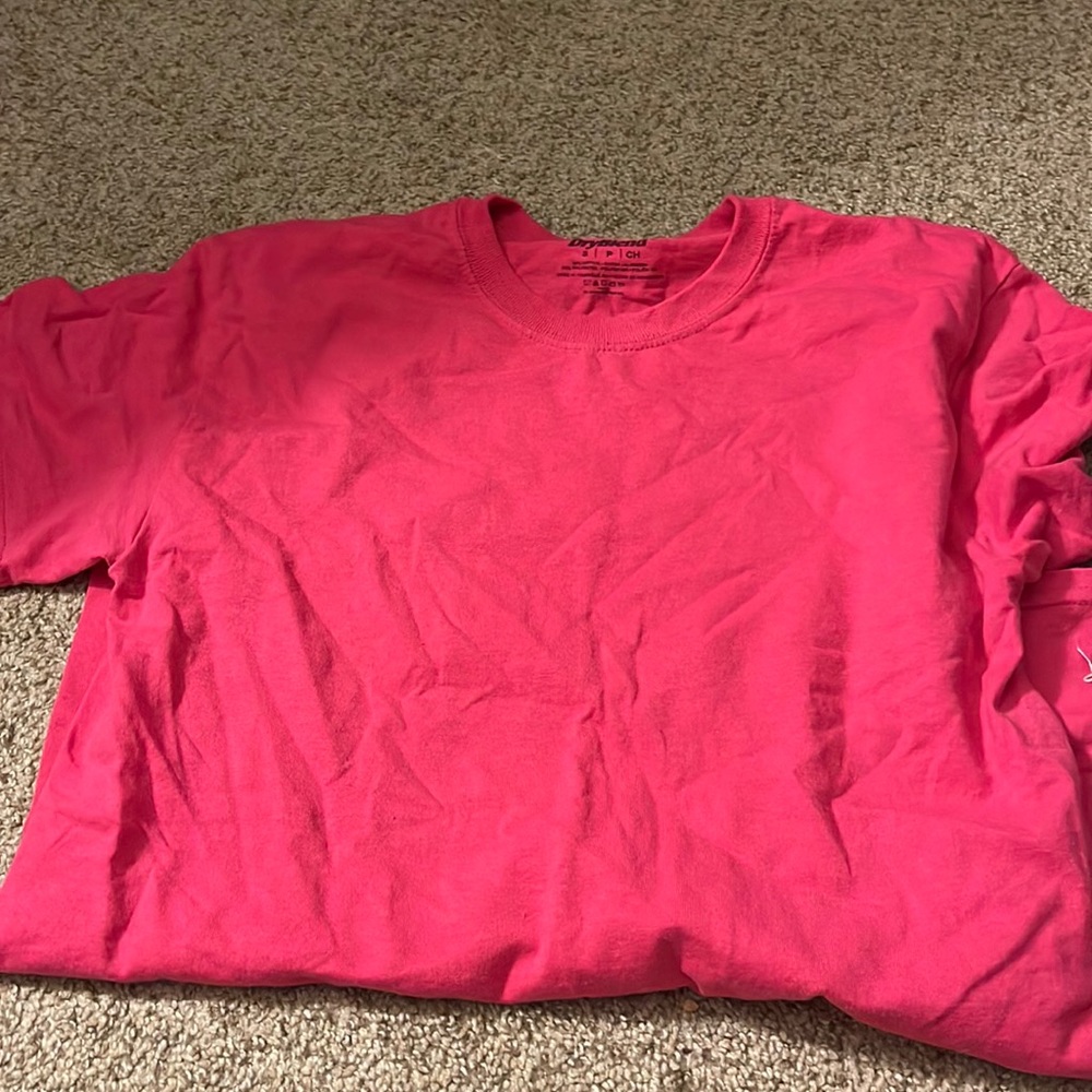 Pink tee